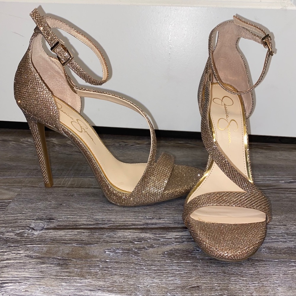 Jessica Simpson strappy heeled sandal size 10 womens